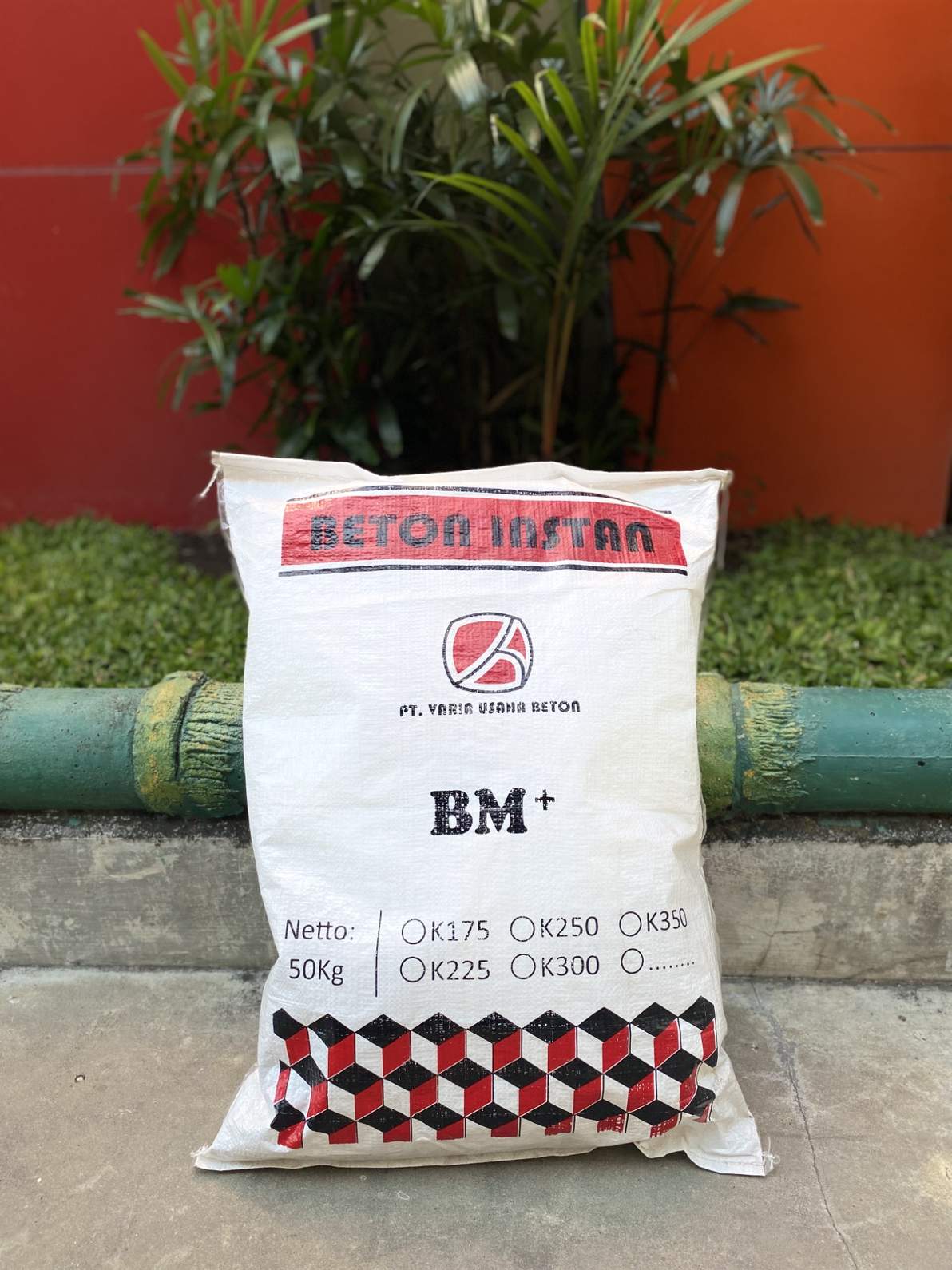Beton BM+ 4